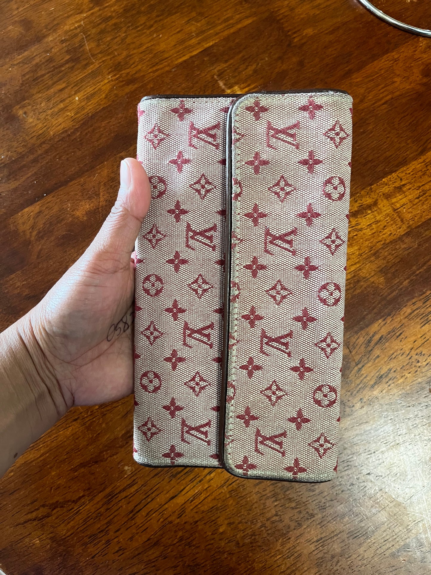 Authentic Louis Vuitton Sarah Portefueille Monogram Canvas Long Wallet Maroon