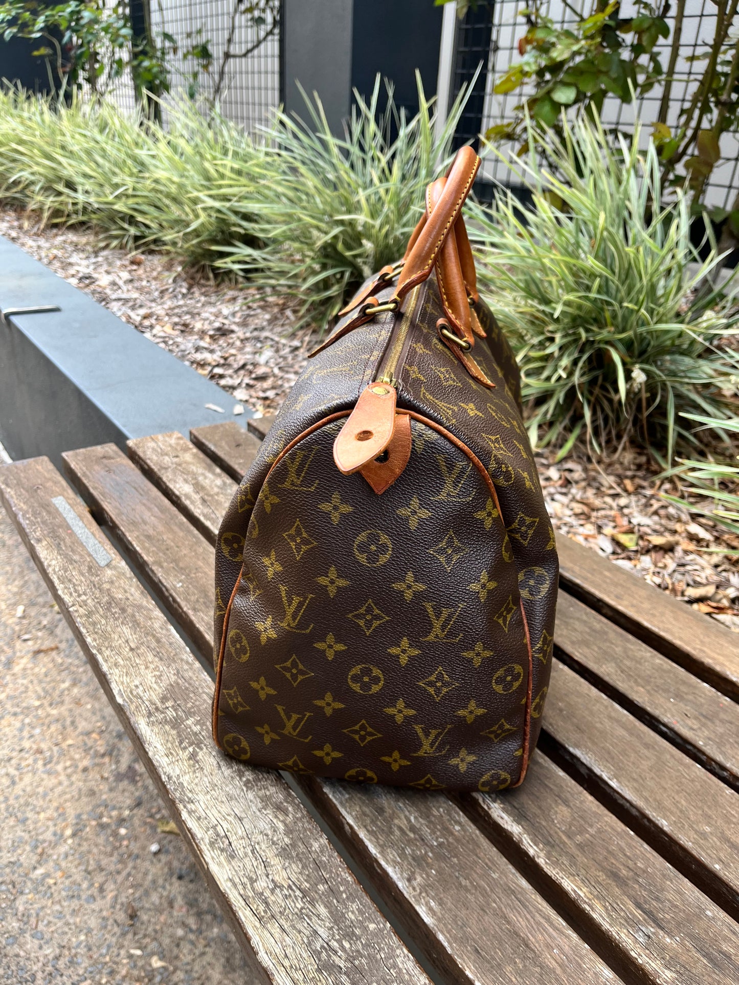 Authentic Louis Vuitton Speedy 25/30/35/40/45