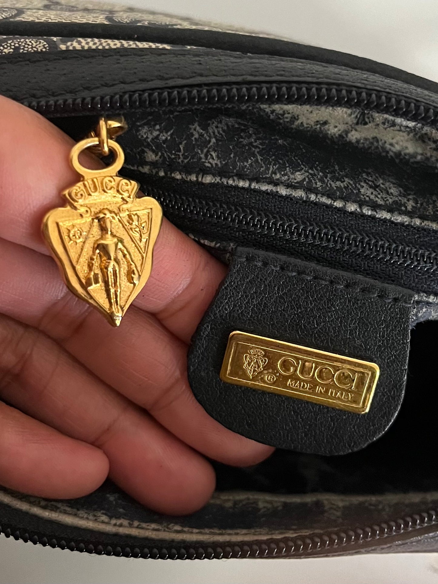 Gucci Supreme GG Web Crossbody Bag/Small