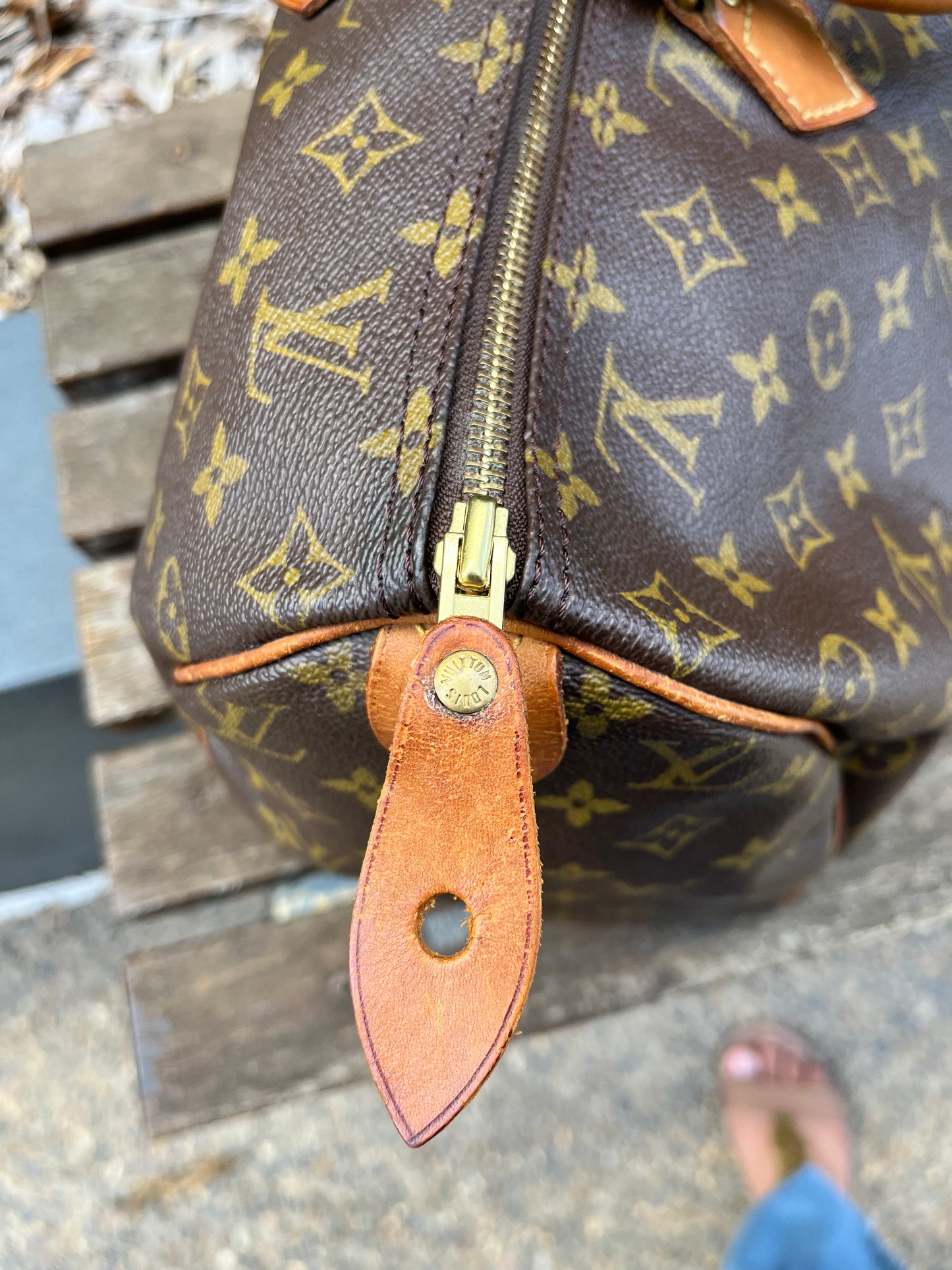 Authentic Louis Vuitton Speedy 25/30/35/40/45