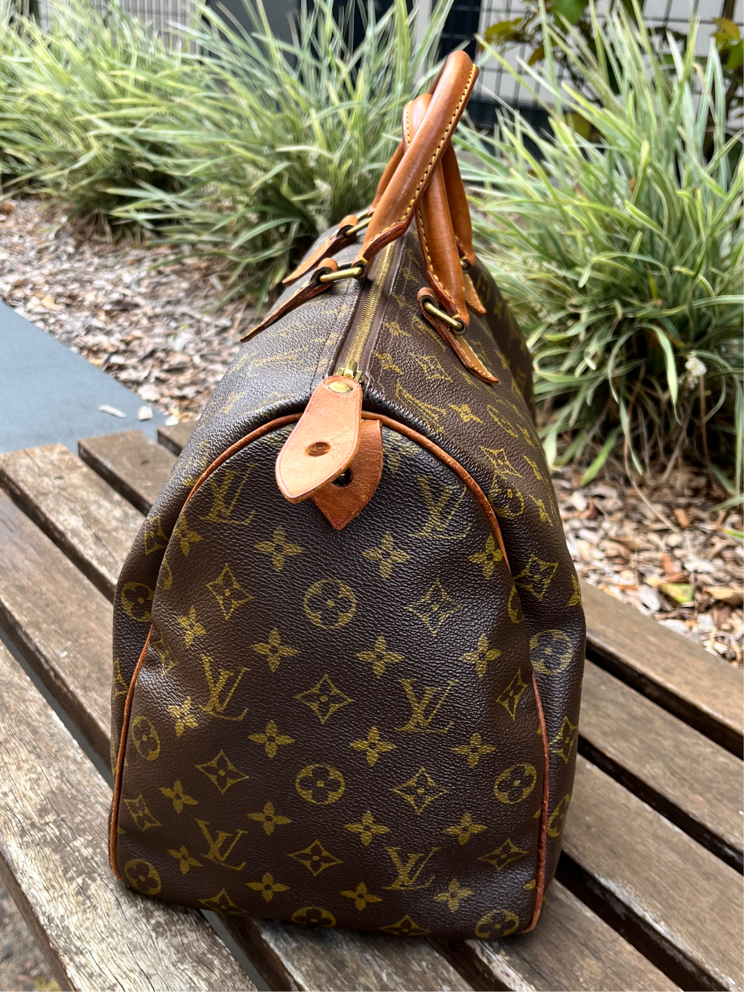 Authentic Louis Vuitton Speedy 25/30/35/40/45