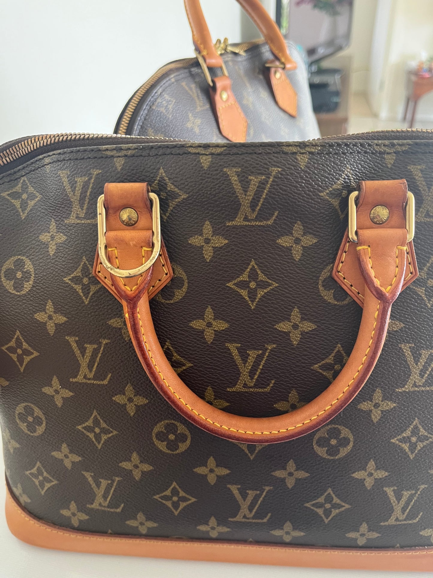 Authentic Louis Vuitton Alma PM Brown Monogram/Vintage/with Authenticity Certificate