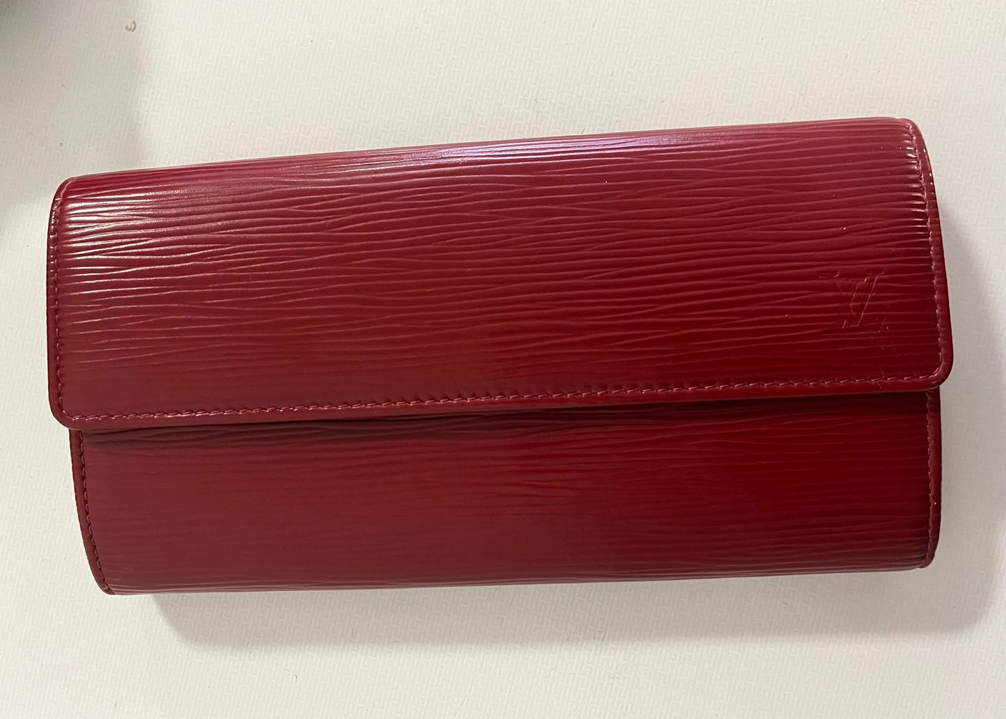 Authentic Louis Vuitton Sarah Portefeuille Long Wallet Red Epi Leather